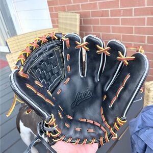 Jax pro RHT 11.5 inch. Perfectly stiff & game ready!